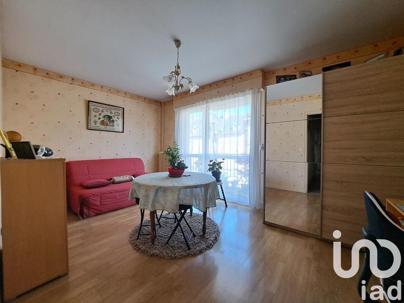 Appartement - 80 m² - 3 pièces