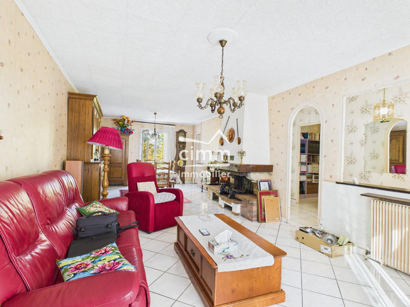 Maison - 110 m² - 4 pièces