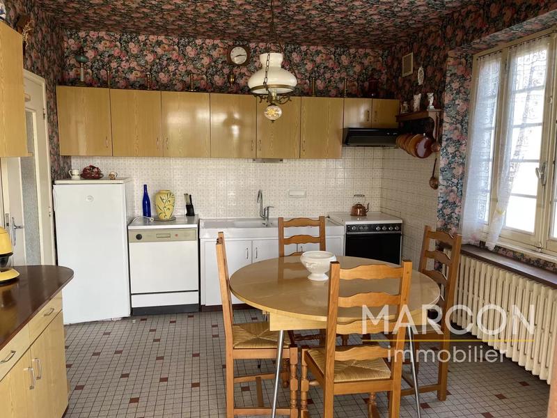 Maison - 145 m² - 7 pièces