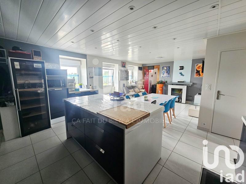 Maison - 111 m² - 4 pièces