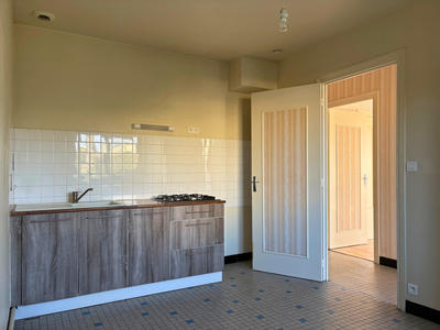 Maison - 80 m² - 5 pièces