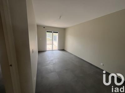 Appartement - 80 m² - 3 pièces