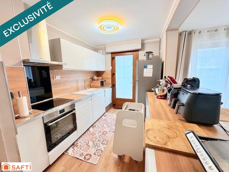 Maison - 92 m² - 5 pièces