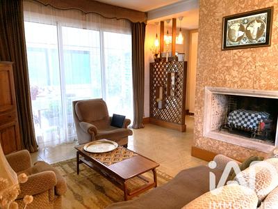 Maison - 110 m² - 4 pièces