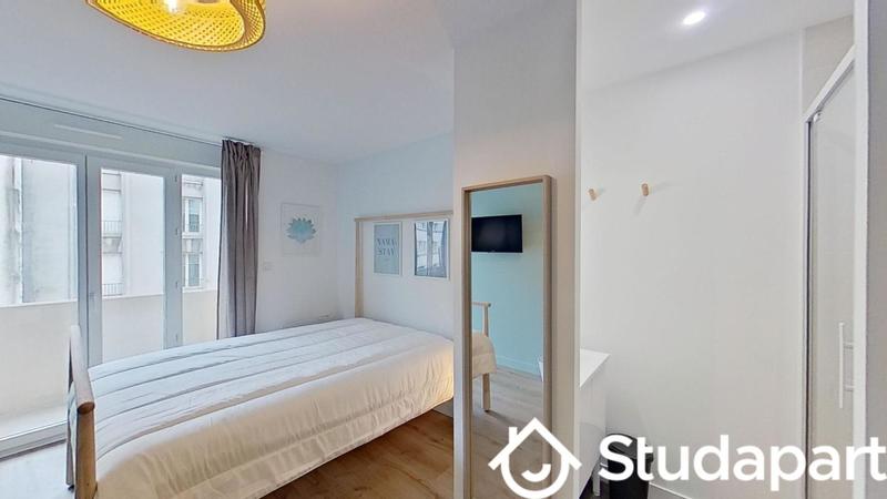 Chambre - 12 m² - 1 pièce