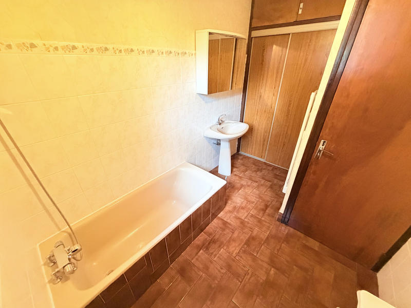 Maison - 147 m² - 6 pièces