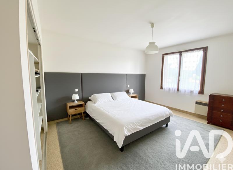 Maison - 196 m² - 6 pièces