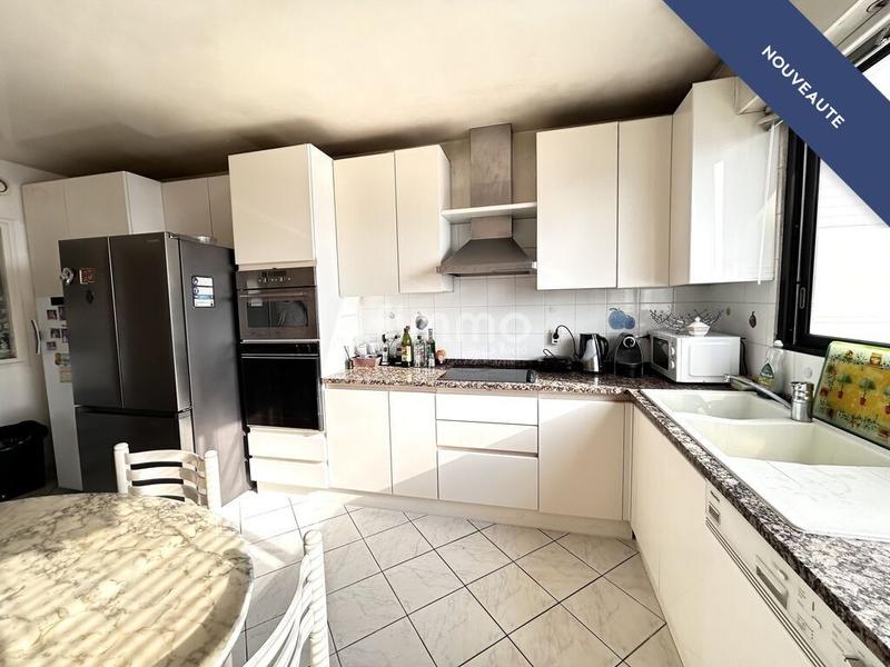 Appartement - 129 m² - 5 pièces