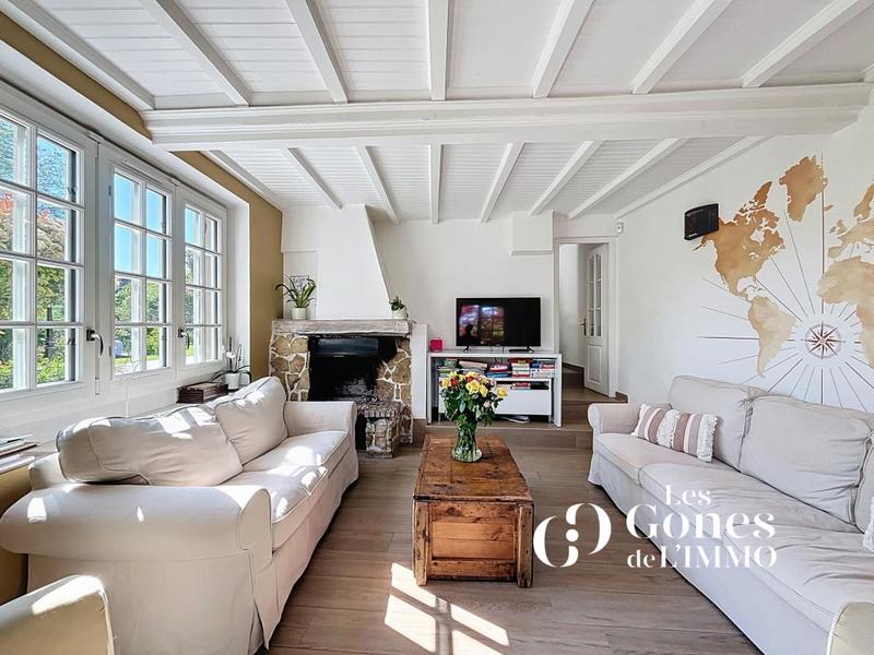 Maison - 175 m² - 6 pièces