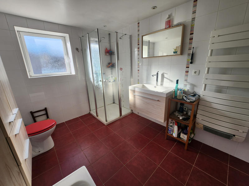 Maison - 177 m² - 7 pièces