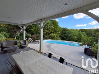 Maison - 142 m² - 6 pièces