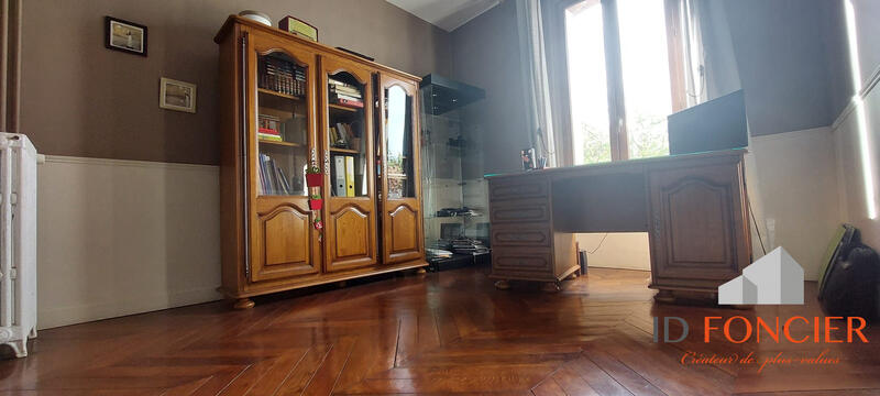 Maison - 135 m² - 6 pièces