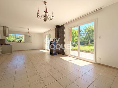 Maison - 123 m² - 5 pièces