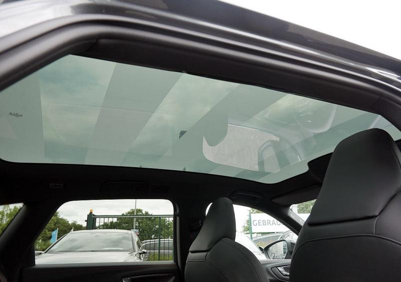 Audi A5 Avant e-hybrid (rechargeable) 367 s-Line Pack Tech Pro