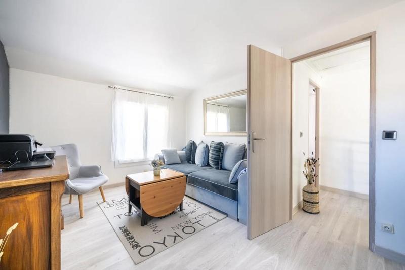 Maison - 83 m² - 5 pièces