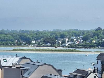 Maison traditionnelle - 80 m² - 5 pièces