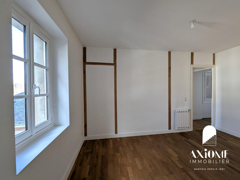 Appartement - 140 m² - 5 pièces