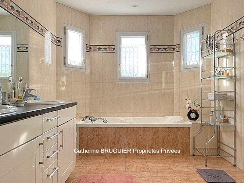 Villa - 151 m² - 5 pièces