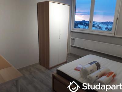 Chambre - 15 m² - 1 pièce