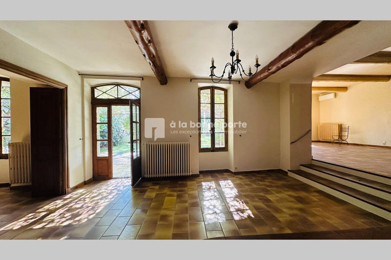 Maison de maîtres - 227 m² - 7 pièces