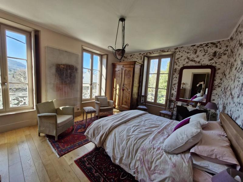 Maison de ville - 200 m² - 8 pièces