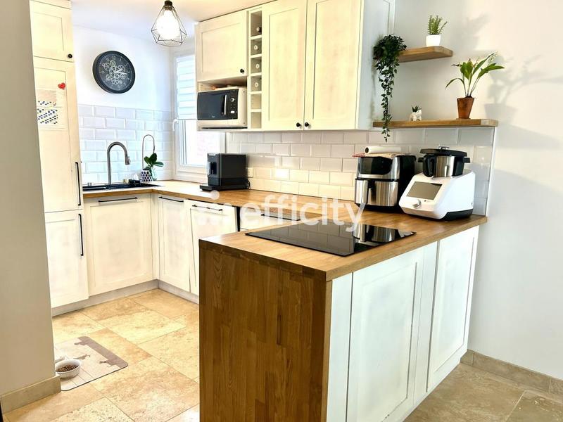 Maison - 74 m² - 3 pièces