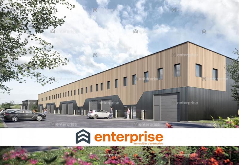 Local d'activité / Entrepôt - 3 246 m²