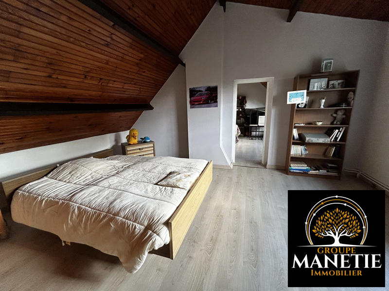 Maison - 137 m² - 7 pièces