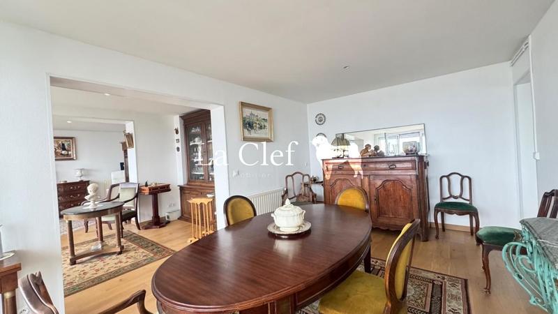 Appartement - 121 m² - 6 pièces