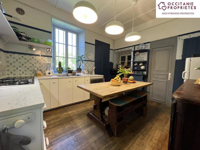 Manoir - 405 m² - 14 pièces