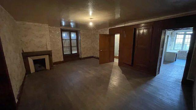 Maison - 301 m² - 10 pièces