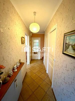 Maison - 127 m² - 8 pièces