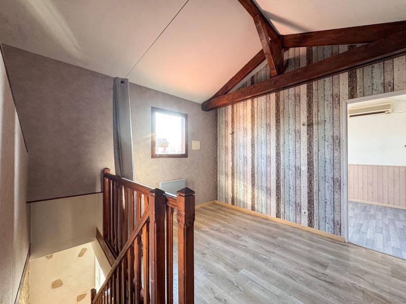 Immeuble - 145 m² - 7 pièces