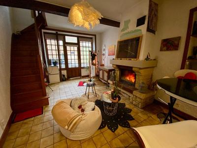 Maison - 123 m² - 8 pièces