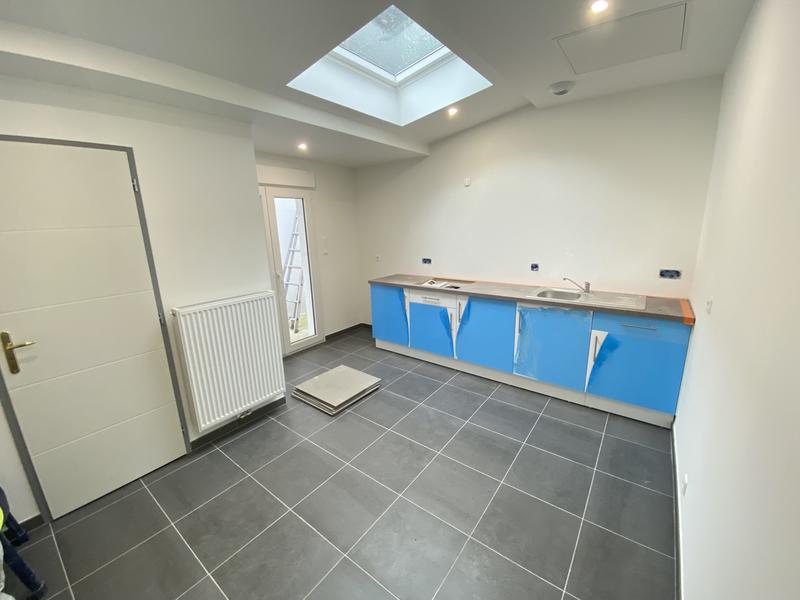 Maison - 83 m² - 5 pièces