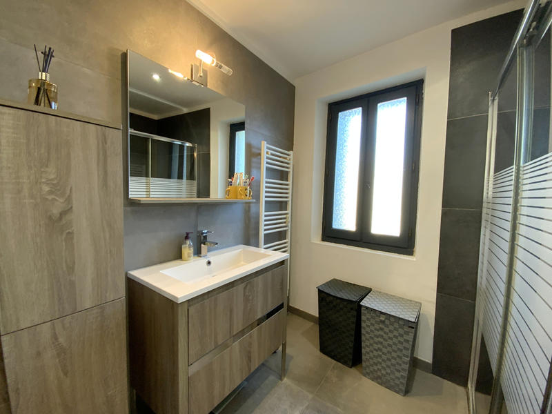 Maison - 140 m² - 8 pièces