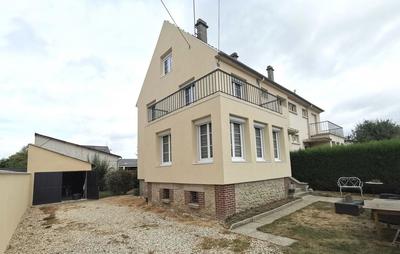 Maison - 105 m² - 5 pièces