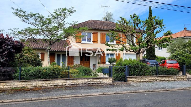 Maison - 140 m² - 6 pièces