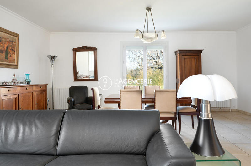 Maison traditionnelle - 140 m² - 5 pièces