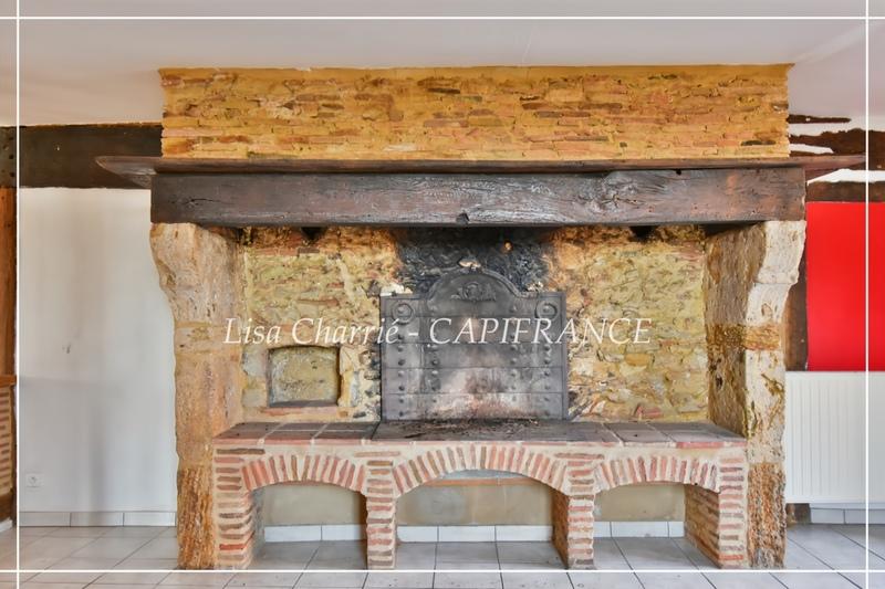 Propriété - 324 m² - 10 pièces