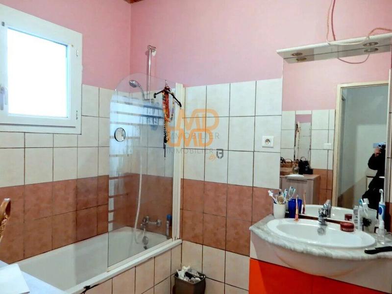 Maison - 96 m² - 4 pièces