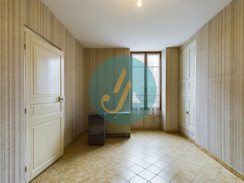 Maison de village - 100 m² - 5 pièces