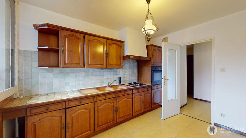 Appartement - 76 m² - 4 pièces