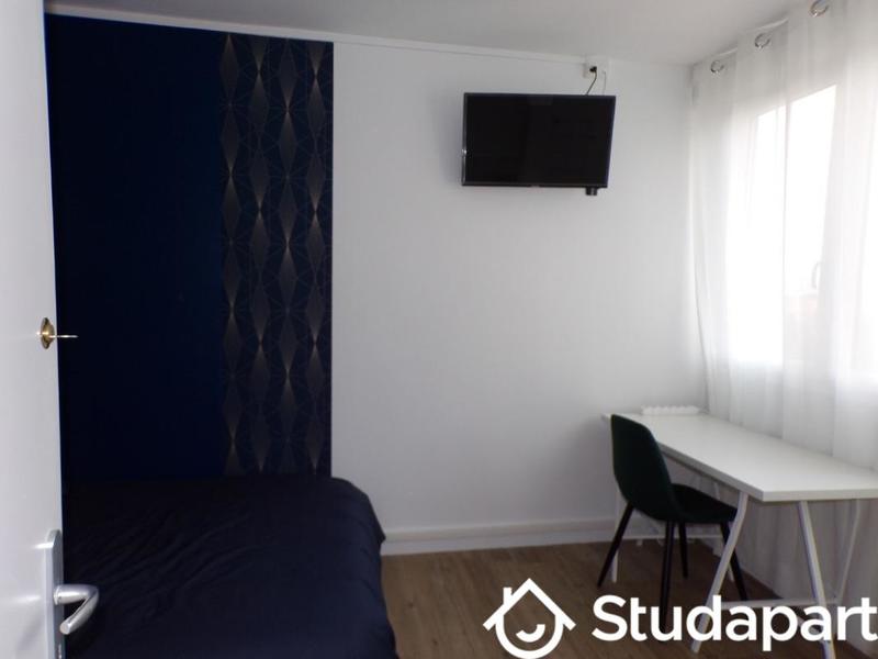 Chambre - 12 m² - 1 pièce