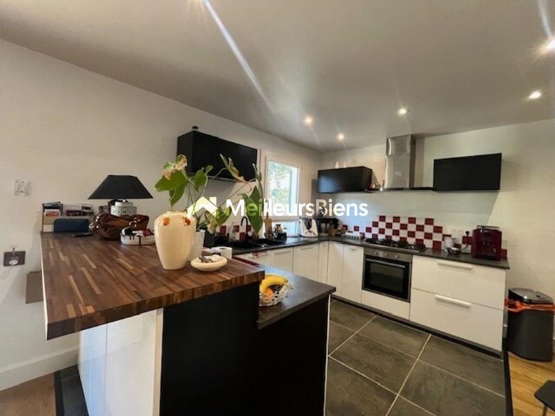 Villa - 193 m² - 6 pièces