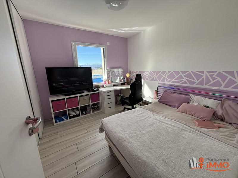 Maison - 98 m² - 4 pièces