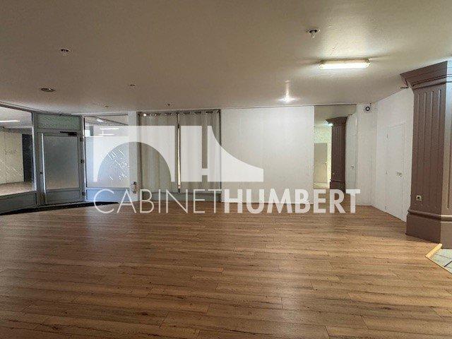 Local commercial - 140 m²
