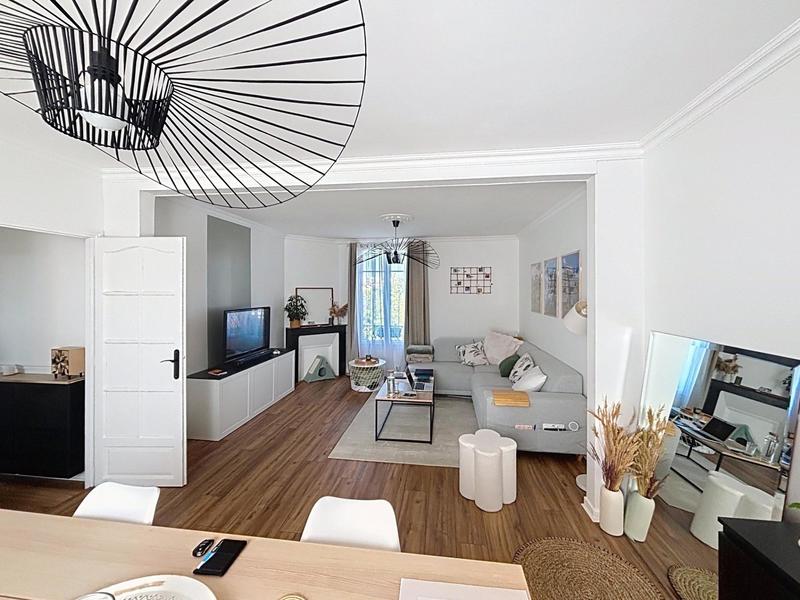 Maison - 149 m² - 7 pièces