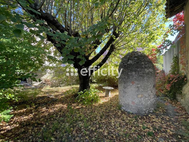 Maison - 82 m² - 6 pièces