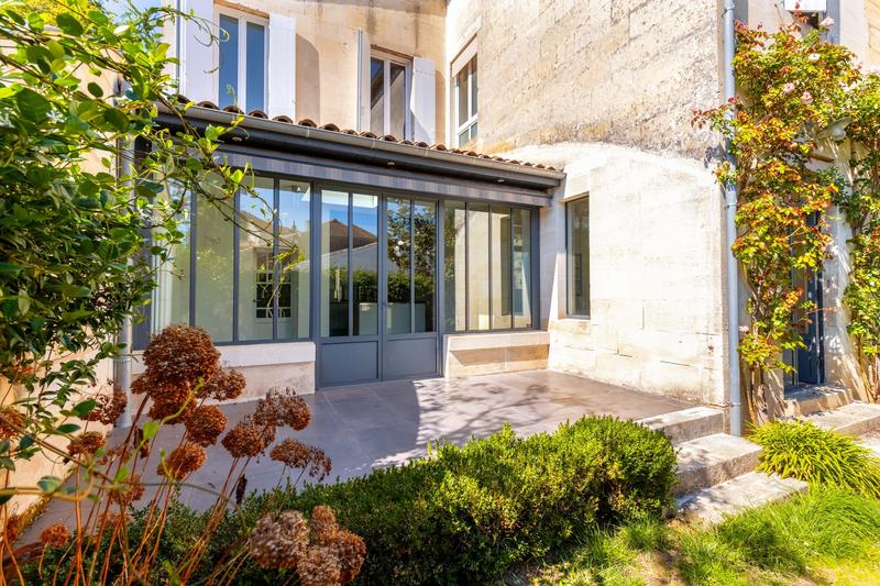 Maison - 182 m² - 8 pièces
